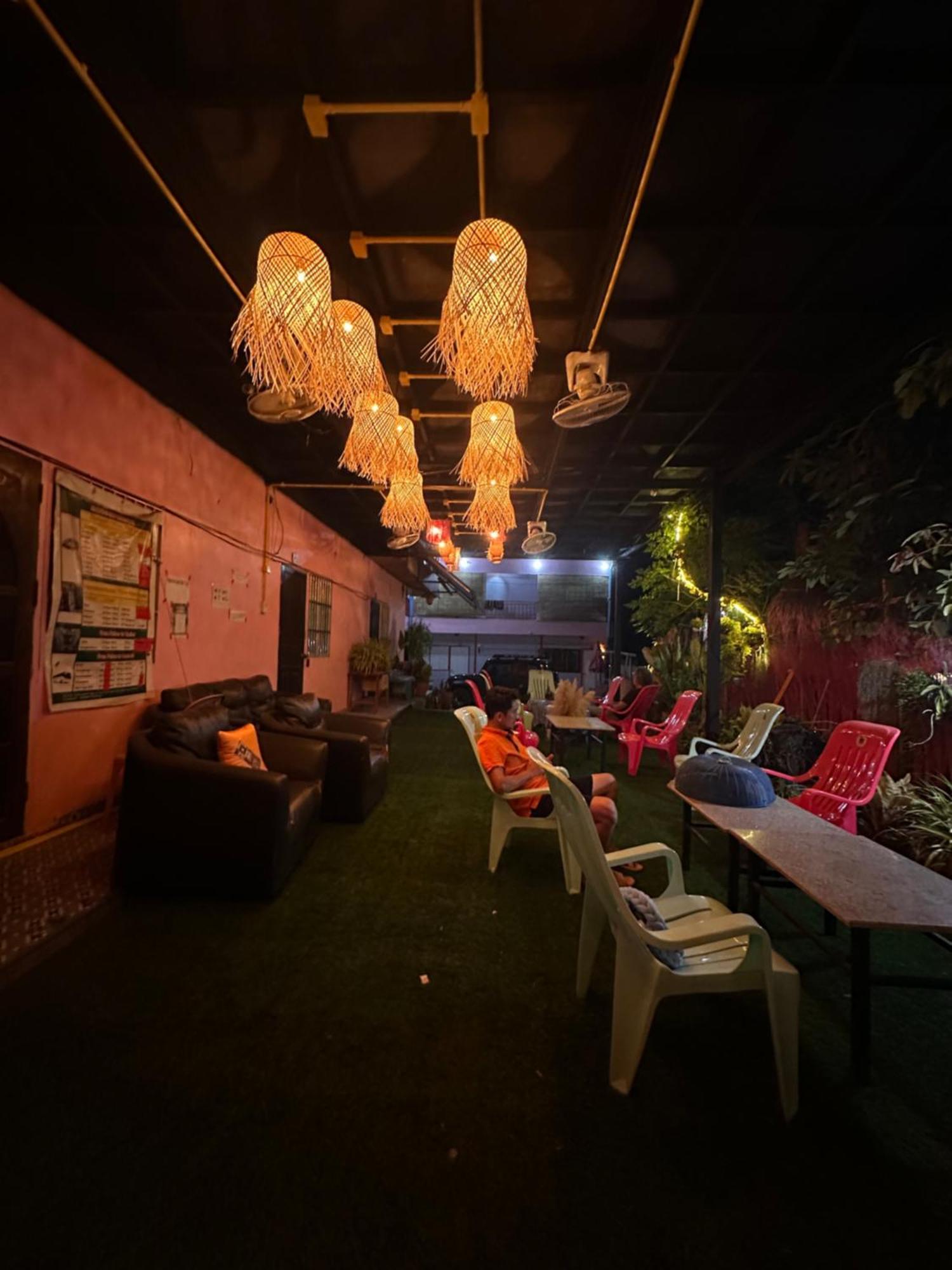 Heaven Guesthouse Pakse Exterior photo